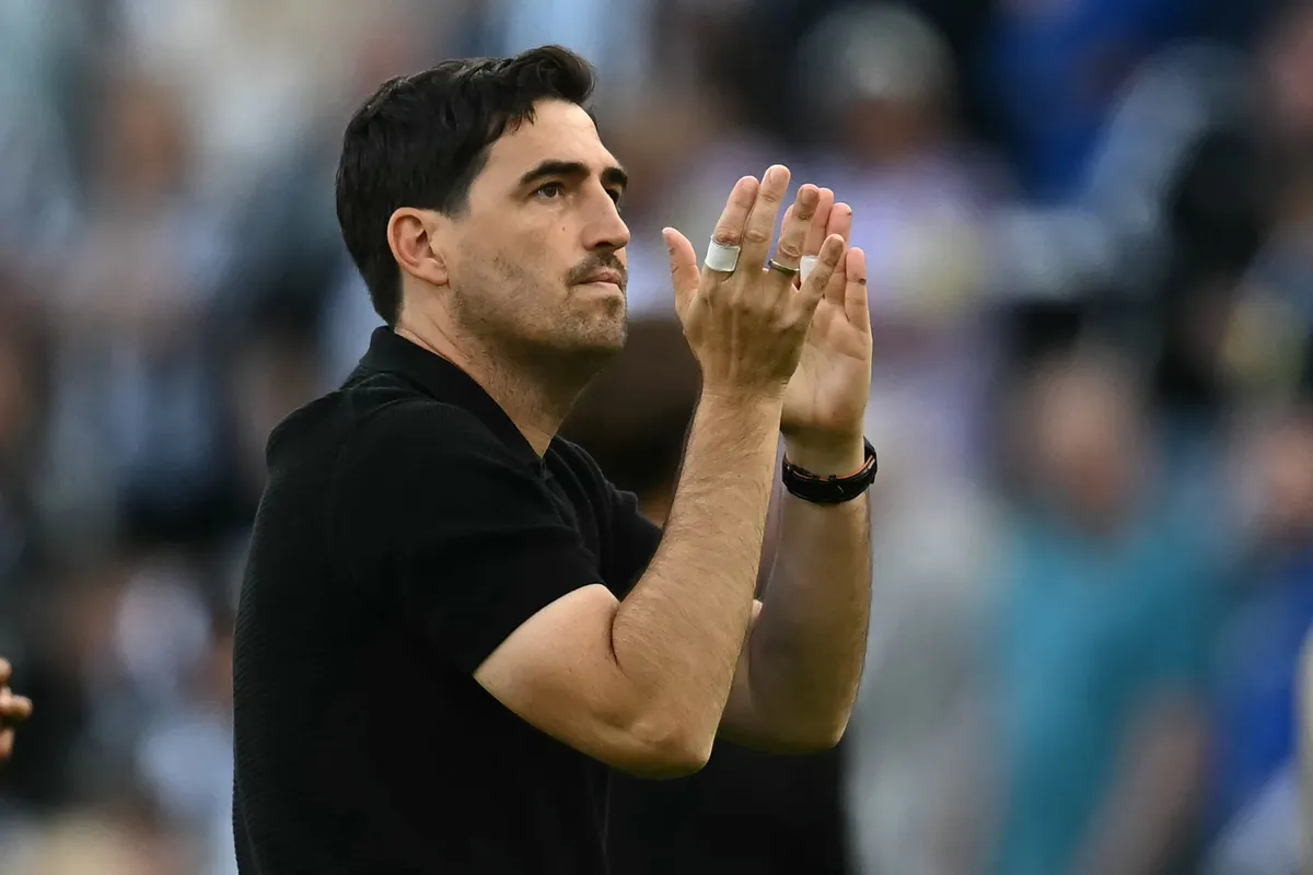Andoni Iraola több sztárjátékosát is pihentette a Liverpool-Tottenham meccsen