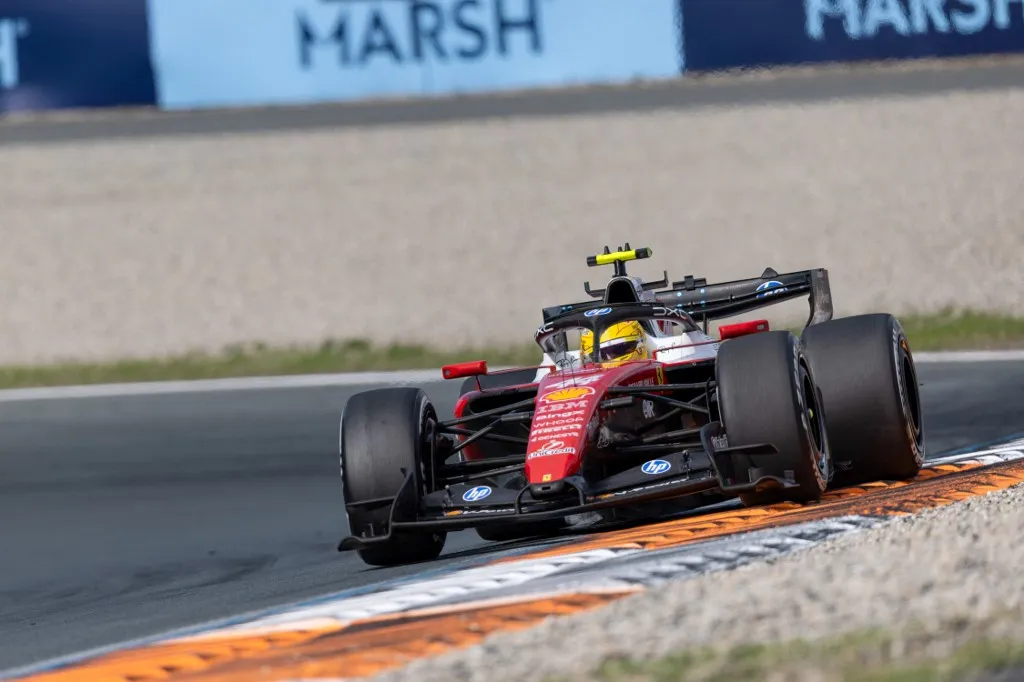 Lewis Hamilton úgy érezte, csapattársa csak hátráltatta Zandvoortban