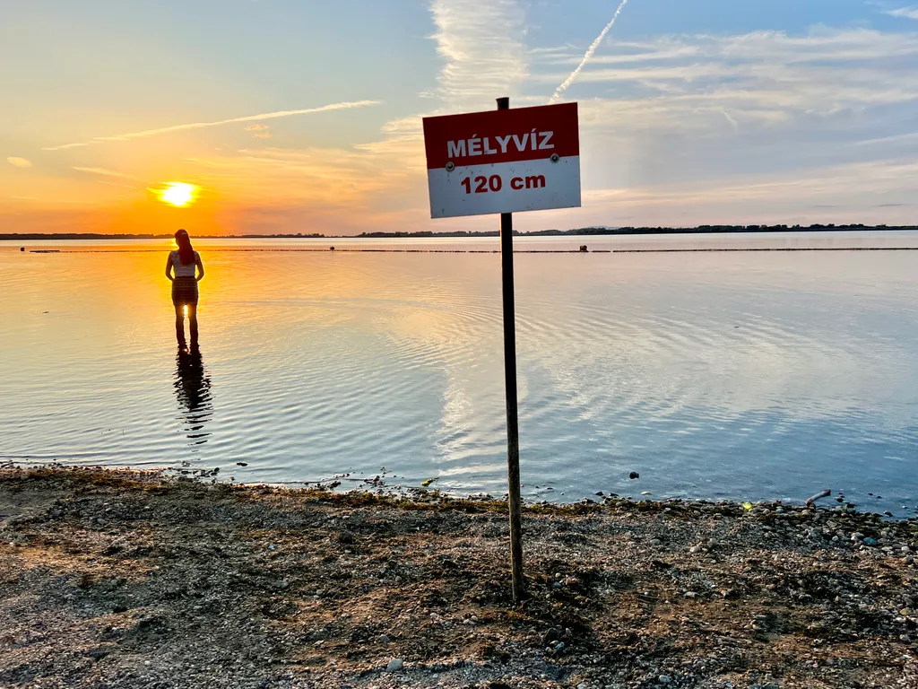 2026.08.25
Rekordalacsony vízállás-abádszalóki strand
