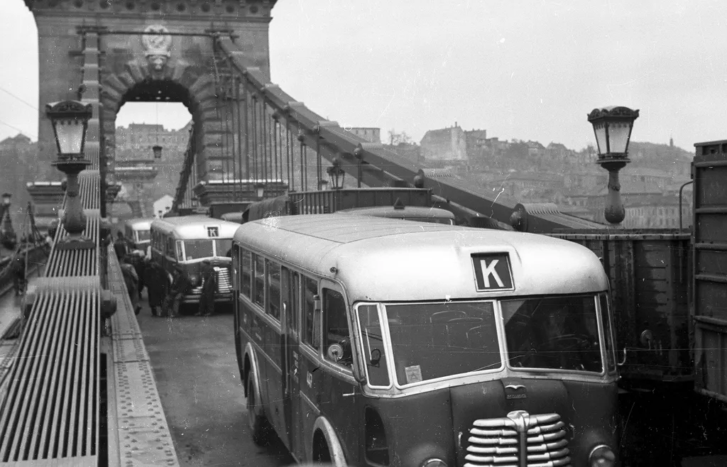 Újjáépítve ismét Budapest egyik meghatározó jelképévé vált.