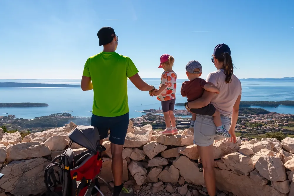 Nyaraló család Split városában