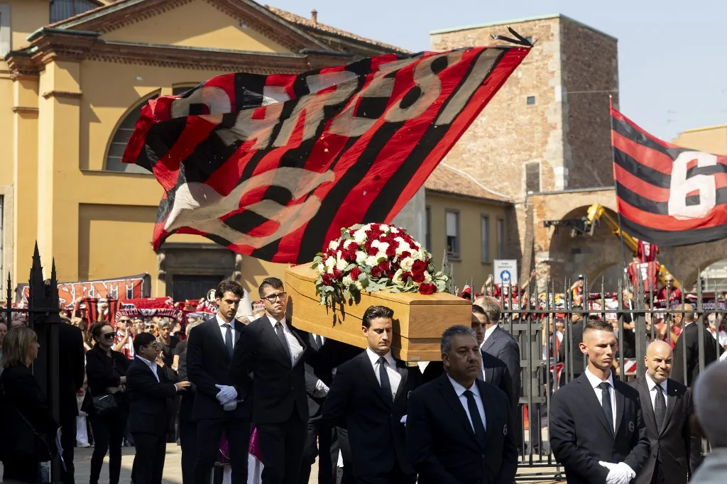 Megható módon búcsúztatták el az AC Milan legendáját