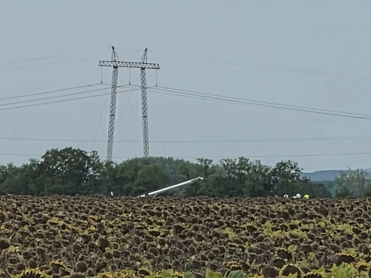 Megjelentek az első fotók a Kalocsáról elkötött kisrepülőről, Gripeneket is riasztottak miatta