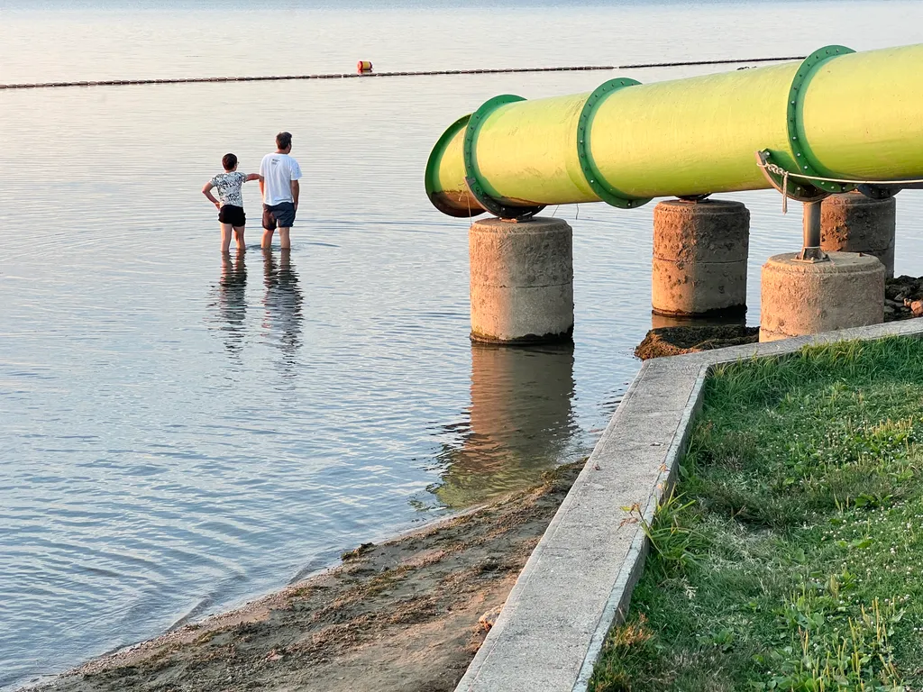 2026.08.25
Rekordalacsony vízállás-abádszalóki strand
