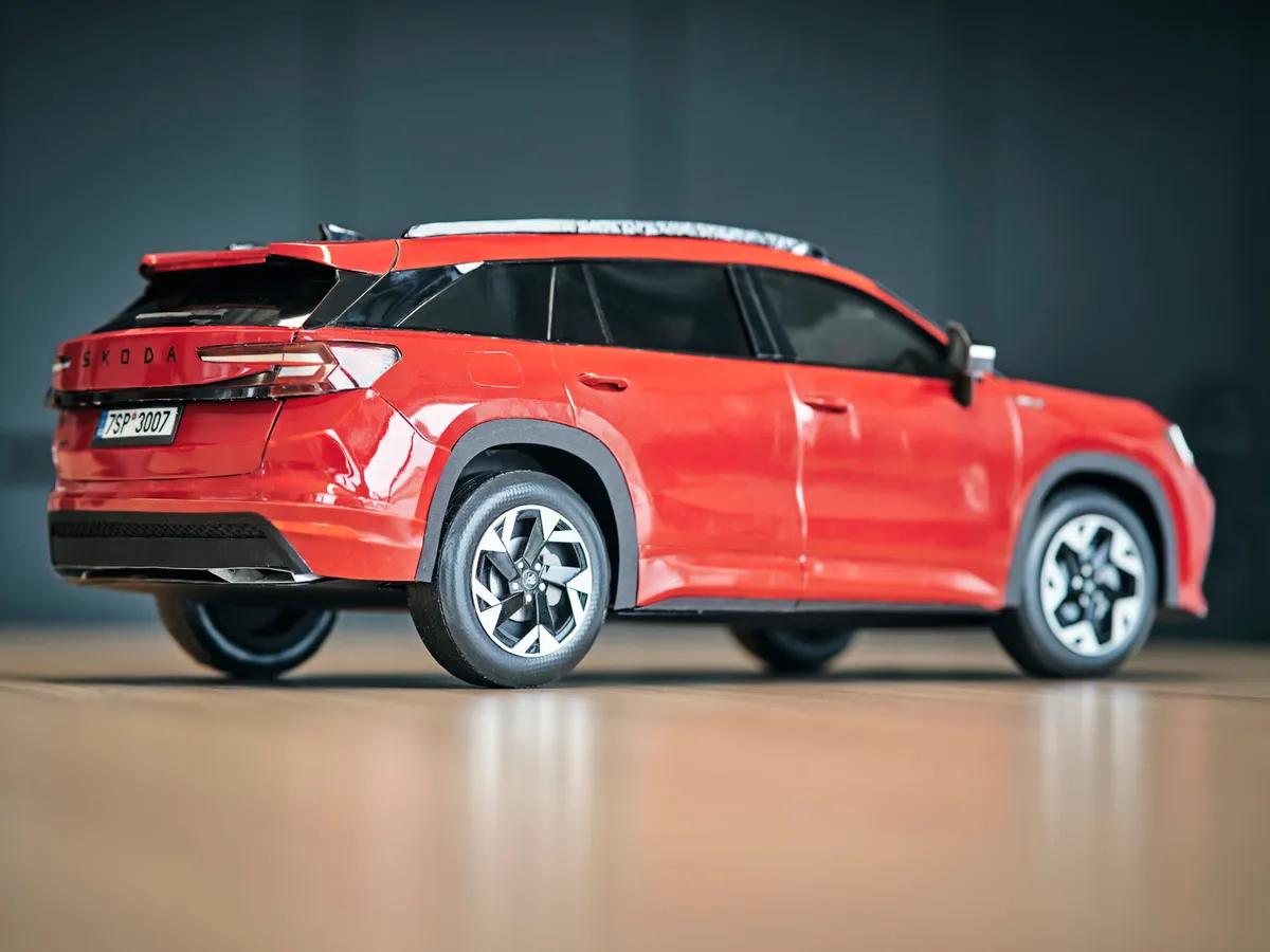 Akkor gyorsult fel a papírmasé-Skoda építése, amikor elérhetővé váltak a digitális tervek.