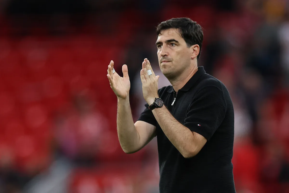 Andoni Iraola a Liverpool-Fulham Premier League-mérkőzésen