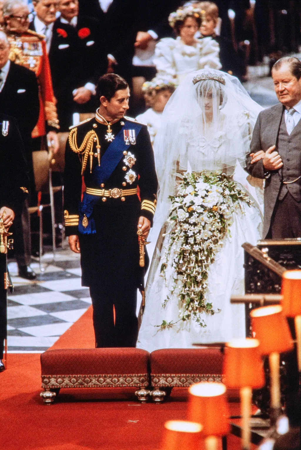 Lady Diana és Károly, LadyDianaésKároly