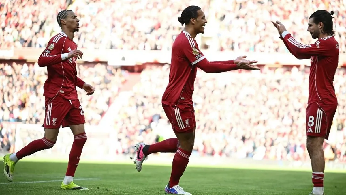 Virgil van Dijk lerántotta a leplet, erős kijelentést tett Szoboszlai Dominikról