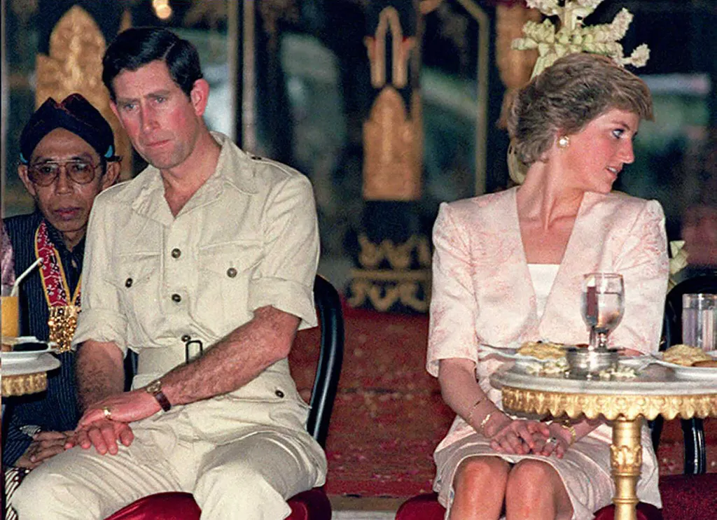 Lady Diana és Károly, LadyDianaésKároly