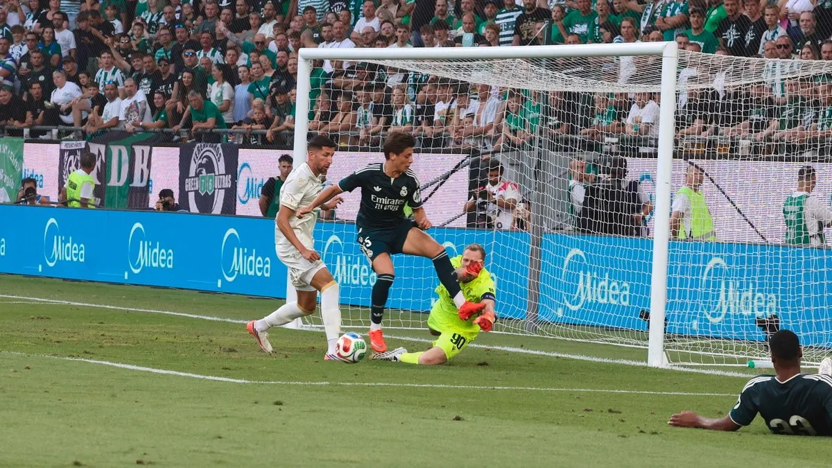 Sztárparádé Budapesten, galéria a Fradi-Real Madrid mérkőzésről