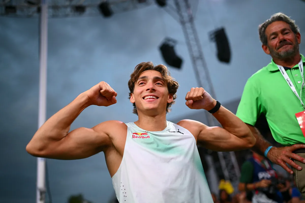 Budapest is főszerepet kapott Armand Duplantis új klipjében