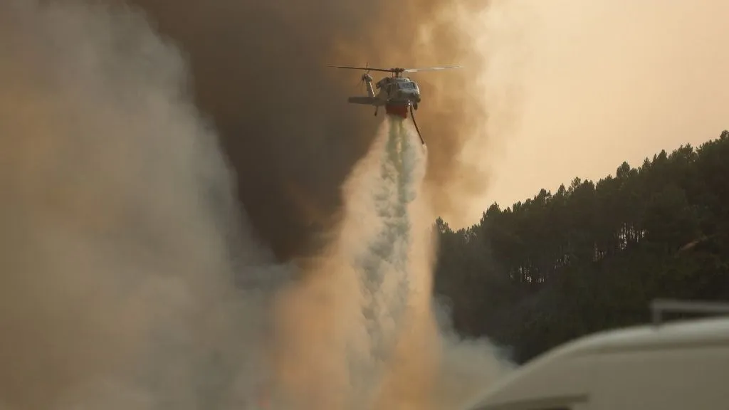 Görögország: két helikopter ütközött össze az erdőtüzek oltása közben