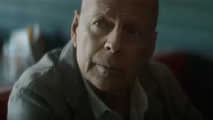 Nem lehet könnyek nélkül végignézni: íme, Bruce Willis utolsó filmjének zárójelenete