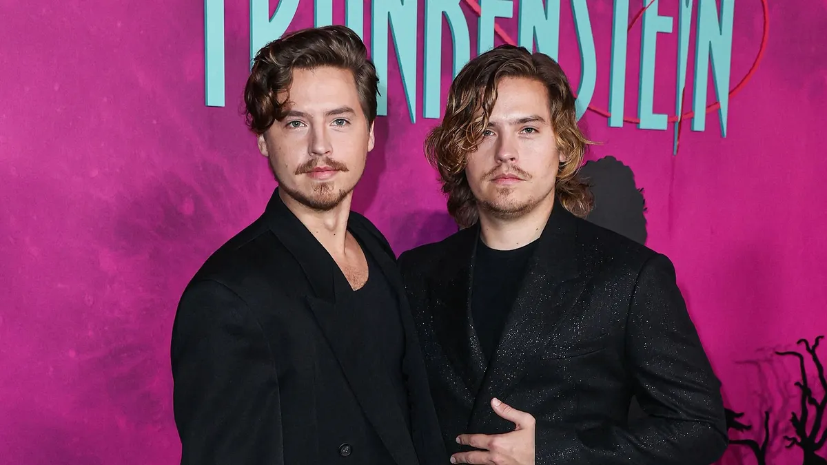 Dylan Sprouse 6 éven át szinte teljesen elhanyagolta az ikertestvérét. 