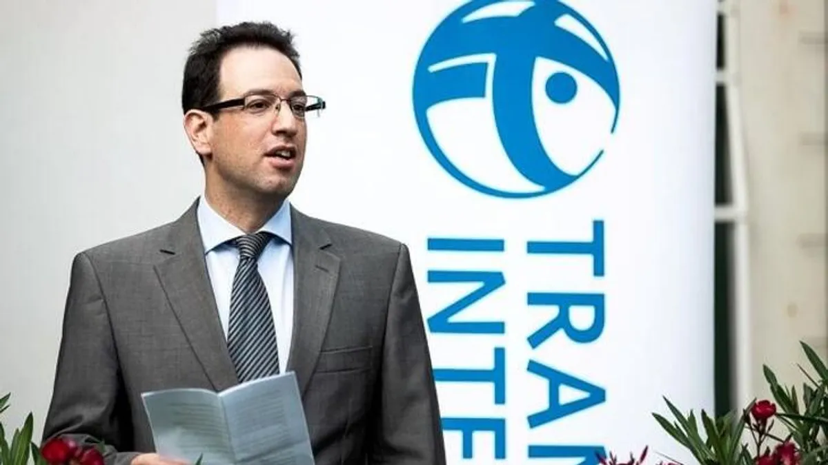 A Transparency jogi igazgatója is bejelentkezett az NVVH élére