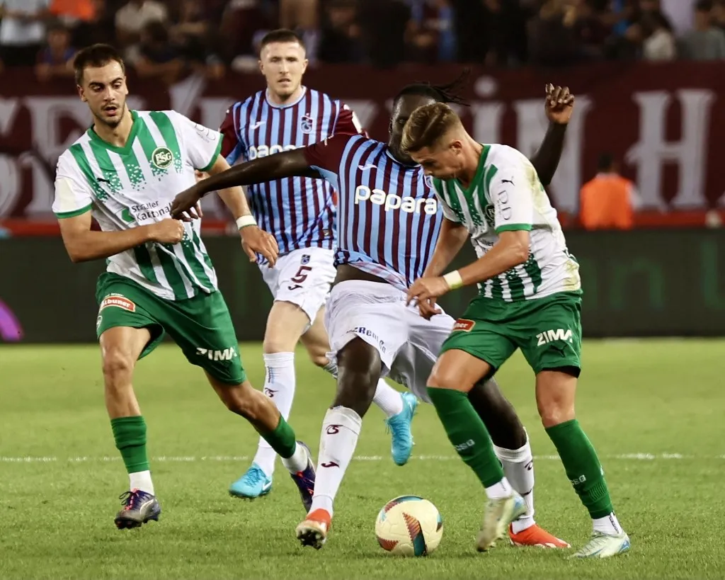 TRABZON, TURKIYE - AUGUST 29: Kevin Csoboth (R) of St.Gallen in action during the UEFA Conference League play-off second leg football match between Trabzonspor and St. Gallen at Papara Park in Trabzon, Turkiye on August 29, 2024. Seyit Ahmet Eksik / Anadolu (Photo by Seyit Ahmet Eksik / Anadolu via AFP)