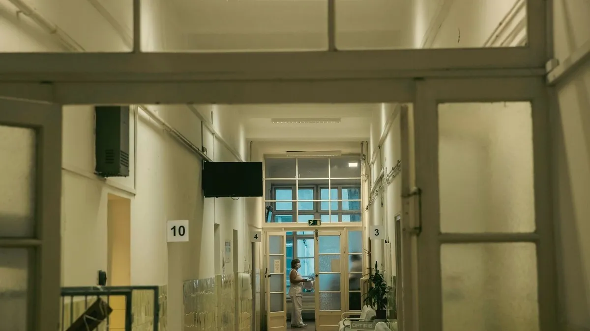 Kirúgták a Honvédkórház igazgatóját