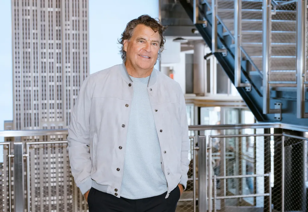 Cast Of Apple TVâ€™S â€˜Shrinkingâ€™ To Visit The Empire State Building To Celebrate Season Three