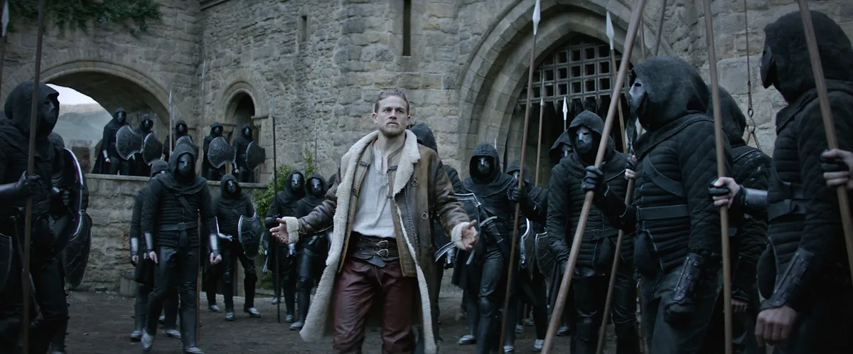 Charlie Hunnam, a Guy Ritchie-féle Arthur király-film főszereplője