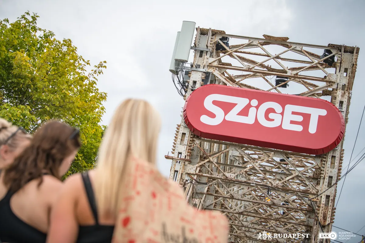 A BKK idén is a közösségi közlekedést ajánlja a Sziget Fesztivál megközelítésére