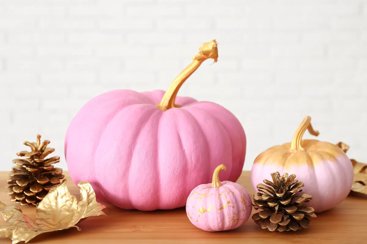 rózaszín halloweeni tök dekorációk