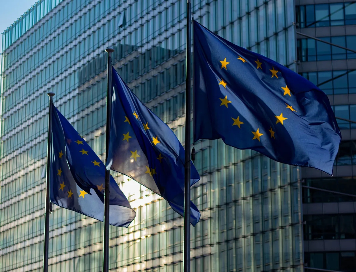 Kanada közeledik az EU-hoz: Carney támogatja a társult tagságot