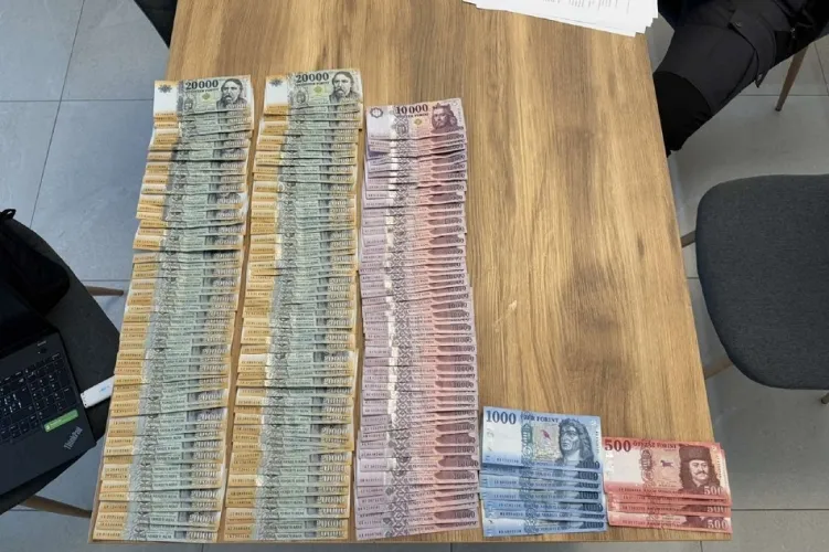 Készpénz ellenében osztogatta a sikeres vizsgákat a férfi