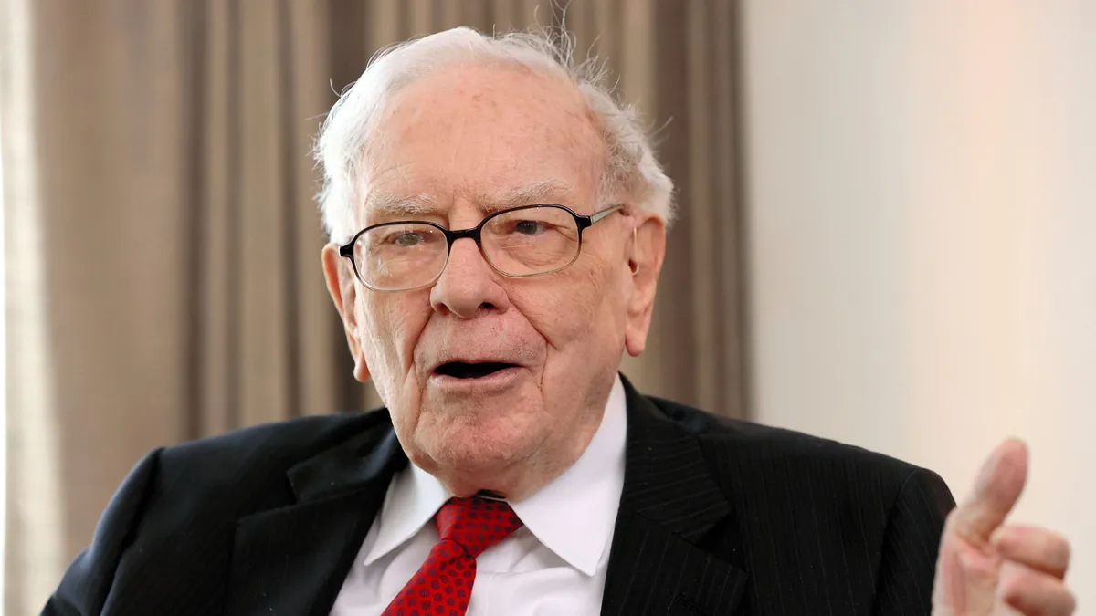 Buffett 96 évesen visszavonul, fia veszi át a Berkshire Hathaway vezetését