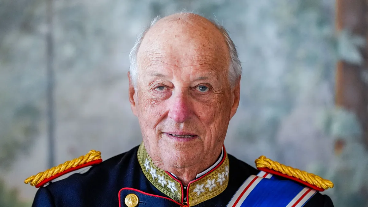 Harald: eltemették V. Harald norvég királyt, európai uralkodók búcsúztak tőle