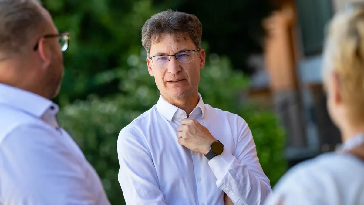 Cser-Palkovics András