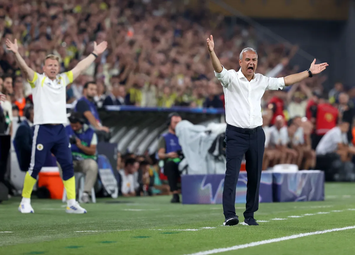 A Fenerbahce-Roma Bajnokok Ligája-mérkőzés után a török csapat edzője lemondott