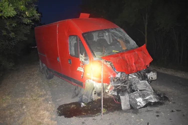 Lóra fogta a részeg sofőr a balesetet.