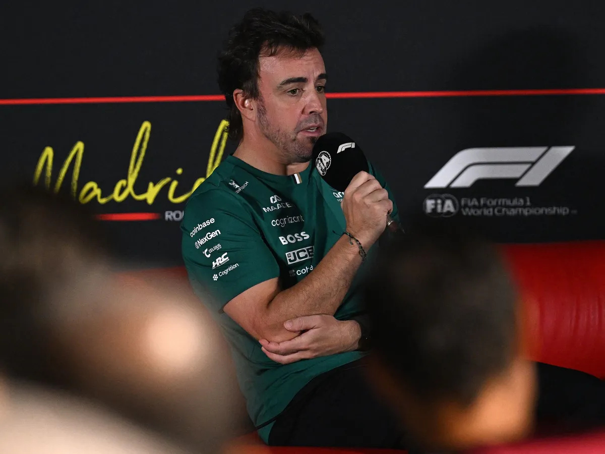 Fernando Alonso F1-es pályafutása válaszút elé érkezett