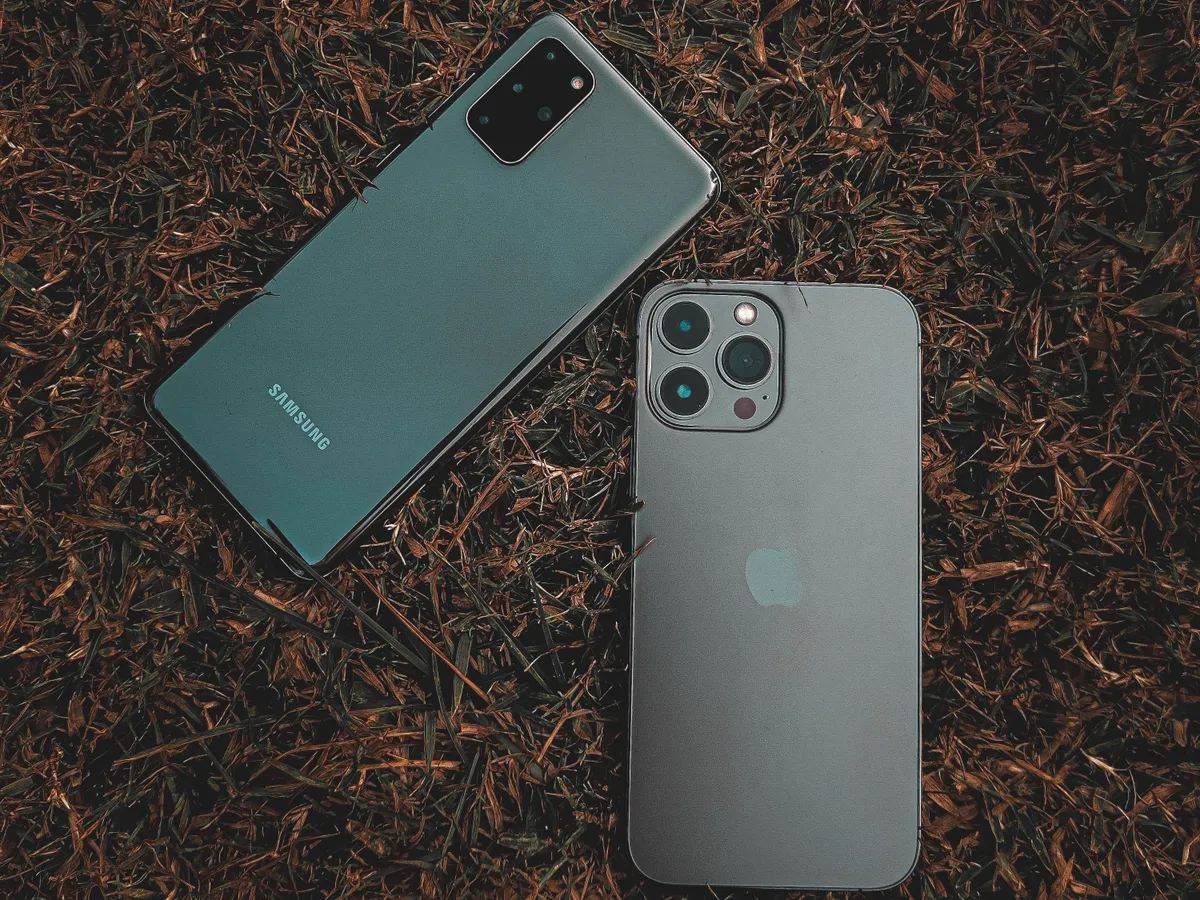 Android-iPhone üzenetküldés