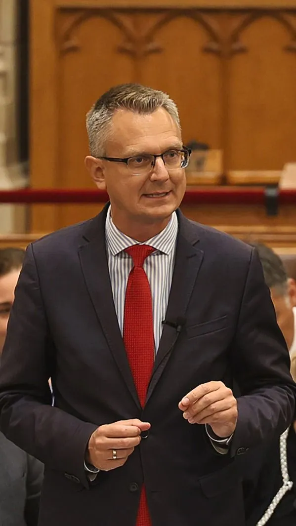 Rétvári: Magyar Péter legfőbb ellenfele Magyar Péter