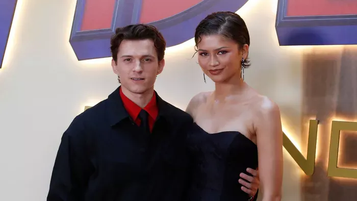 Kellemetlen pillanatok az Emmy-gálán: Zendayát Tom Holland orra előtt hívták randira