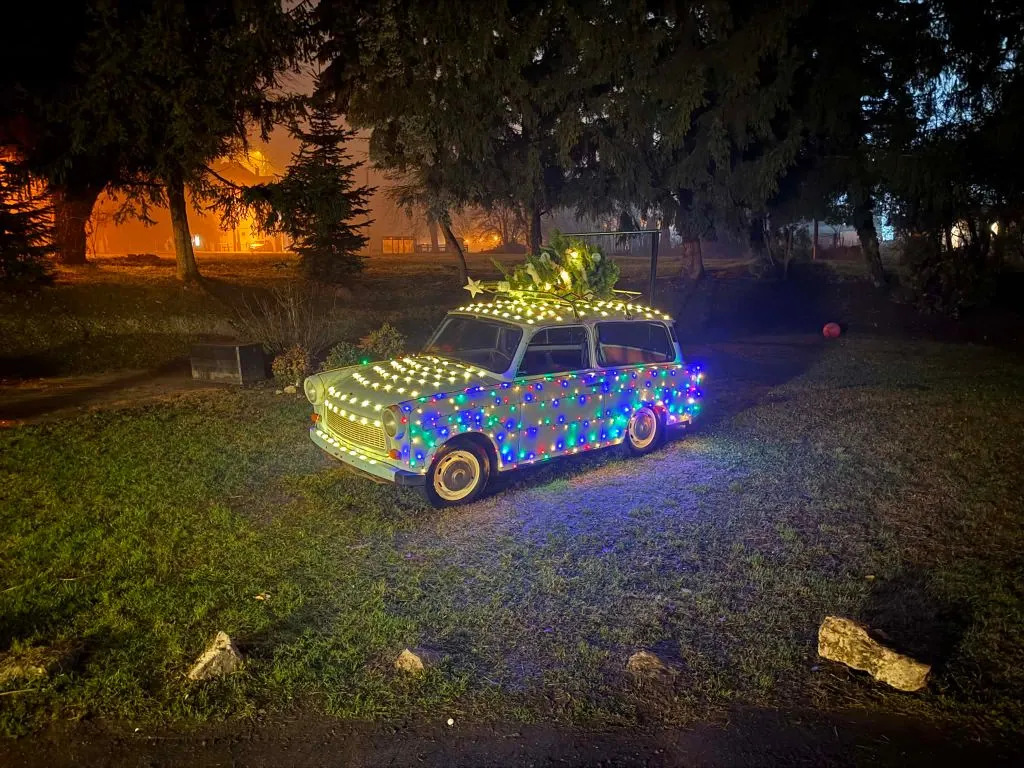 Trabant szelfipont Lenti, Zaol, Korosa Titanilla