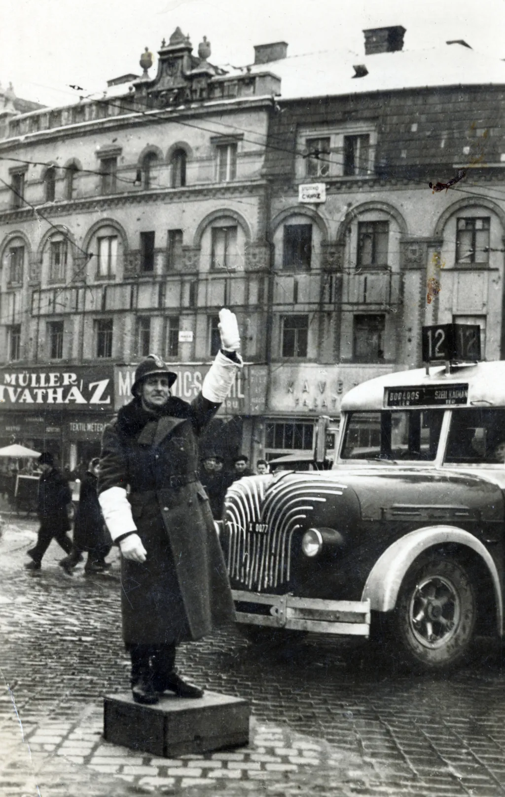 Westend-ház, Nyugati tér, Fortepan