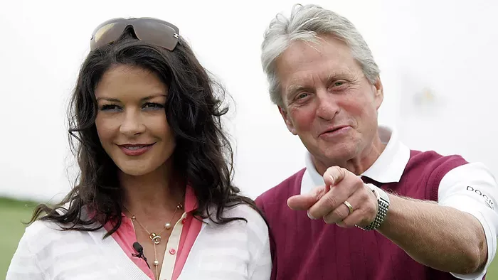 Ritka születésnapi különlegesség: Catherine Zeta-Jones és Michael Douglas közös tortát kapnak ma