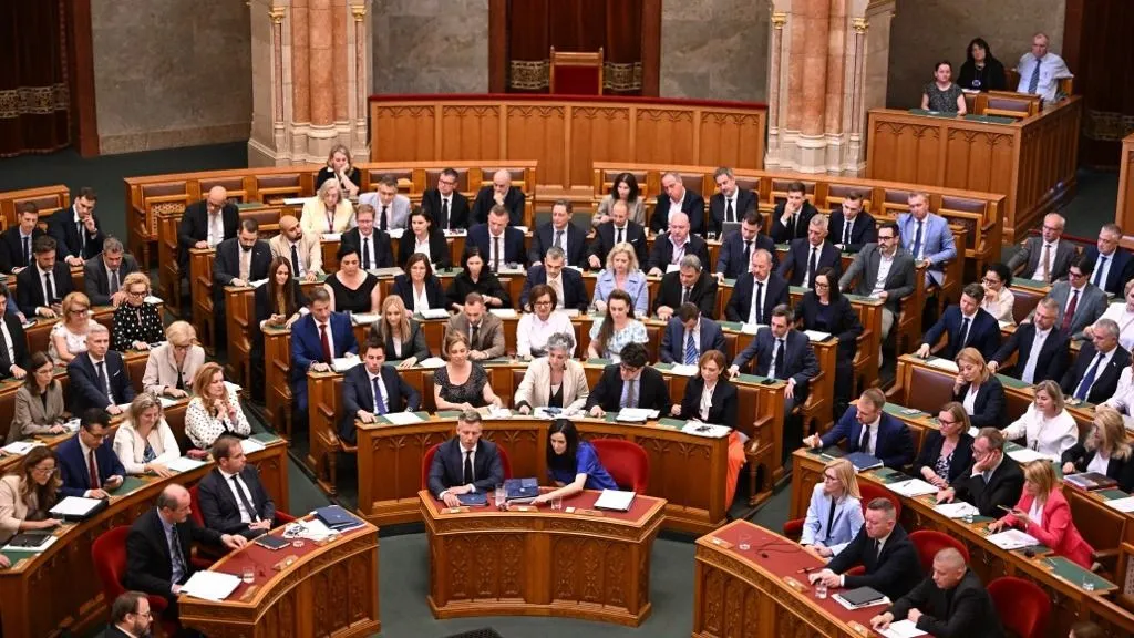 Újabb részleteket közölt a kormány az iskolakezdési támogatás második, 50 ezer forintos részéről. 