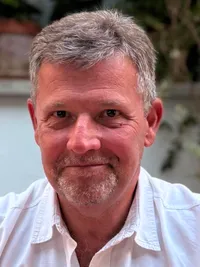 Szerző képe