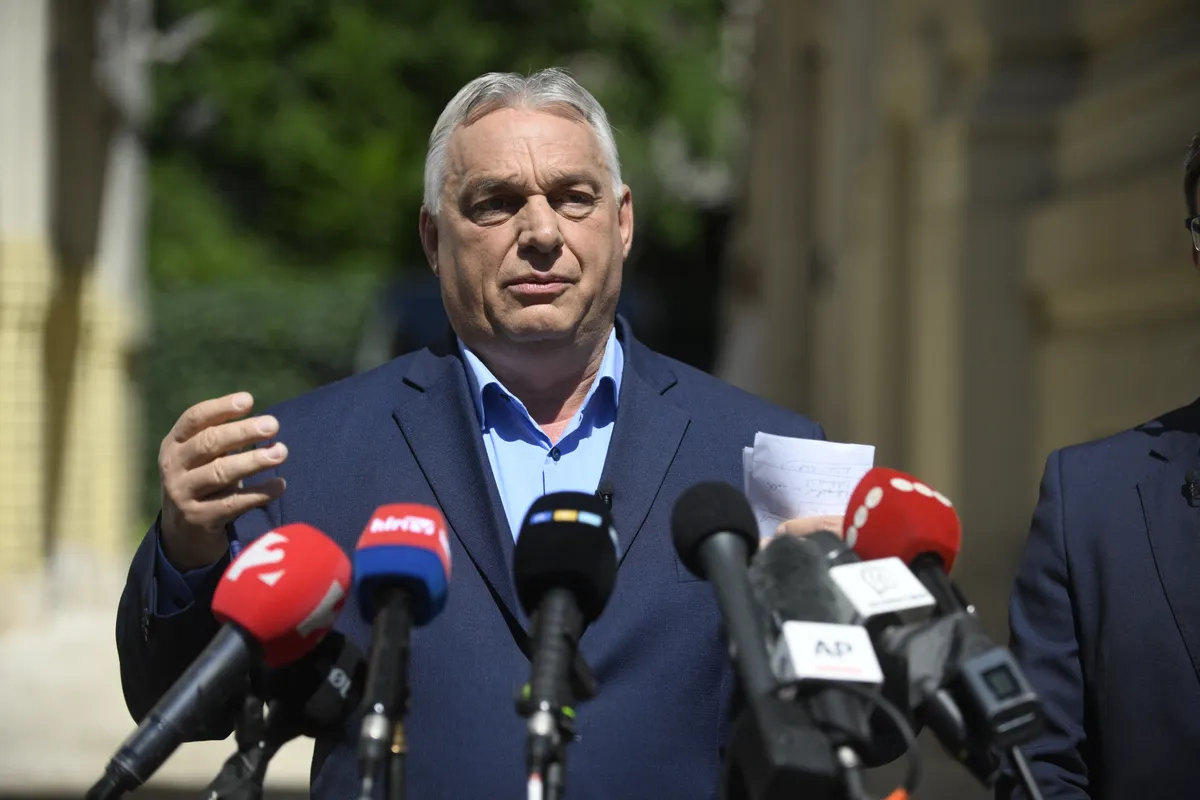 Molnár Áron nehezményezi, hogy Orbán Viktort még nem hallgatták ki