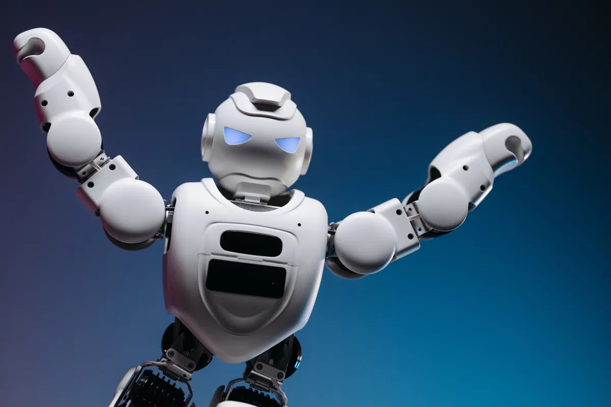 Az emberek ellen forduló mesterséges intelligencia nem feltétlenül egy gonosz robot formájában testesülne meg...