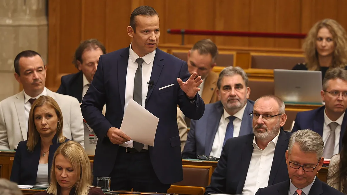 Nem tűrték szó nélkül Toroczkai László kitiltását a képviselők, többen éles kritikát fogalmaztak meg Forsthoffer Ágnes döntésével szemben (Fotó: Hatlaczki Balázs)