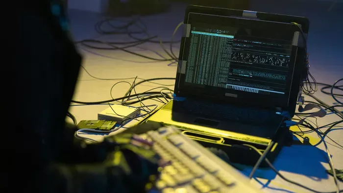 Lehet, hogy idegenek használják az internetedet, és még pénzt is kapnak érte