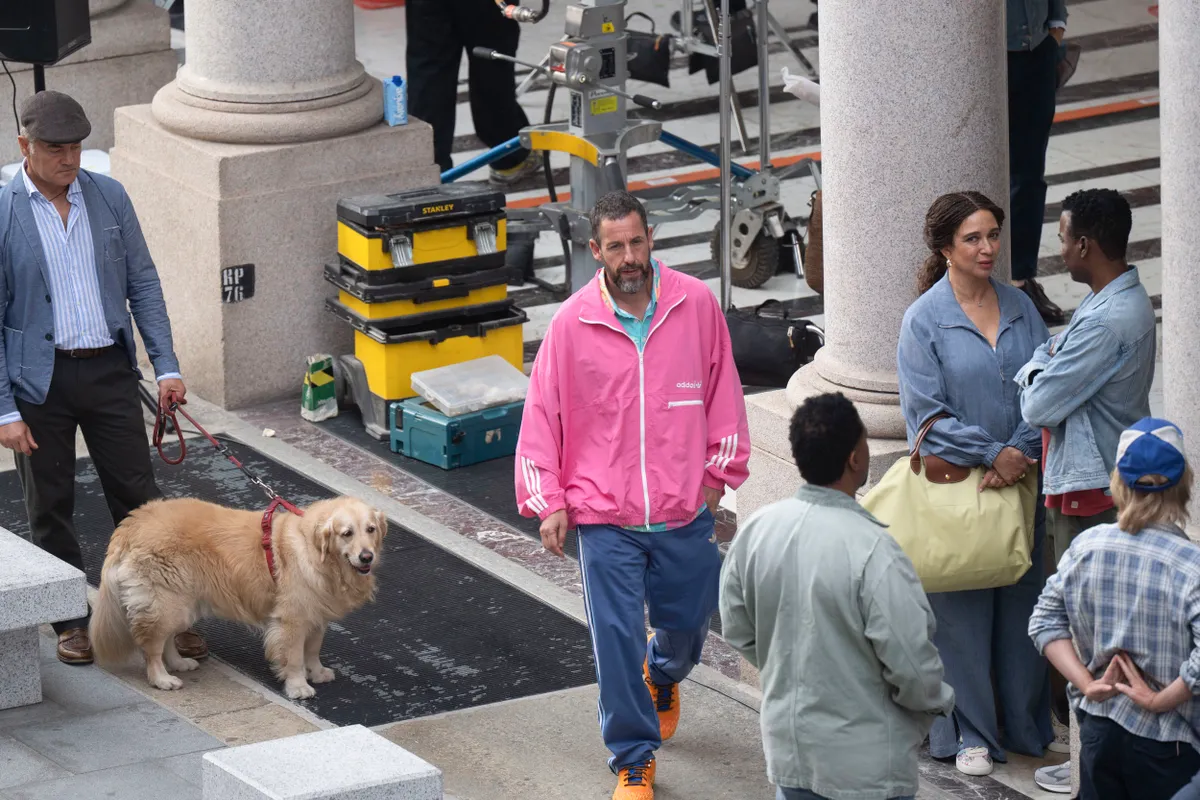 L'attore Adam Sandler gira il film ''un weekend da bamboccioni 3'' a Torino. Il set, blindatissimo,  Ã¨ in via Roma angolo piazza San Carlo martedÃ¬ 29 settembre 2026 Cronaca (Photo by Daniele Solavaggione/Lapresse).Actor Adam Sandler is filming ''Grown Ups 3'' in Turin. The heavily guarded set is on the corner of Via Roma and Piazza San Carlo. tuesday 29  september   Cronaca (Photo by Daniele Solavaggione/Lapresse) (Credit Image: © Daniele Solavaggione/LaPresse via ZUMA Press)