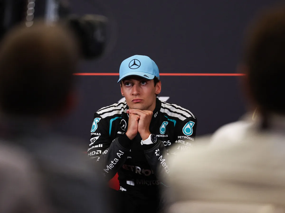 George Russell autója a végjátékban adta meg magát az F1-es malajziai futamon