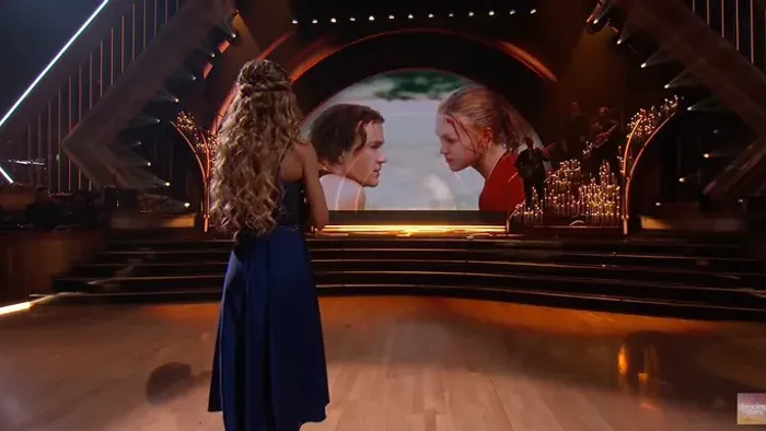 Könnyek között állt össze a stáb: Julia Stiles megrázó produkcióval tisztelgett Heath Ledger előtt