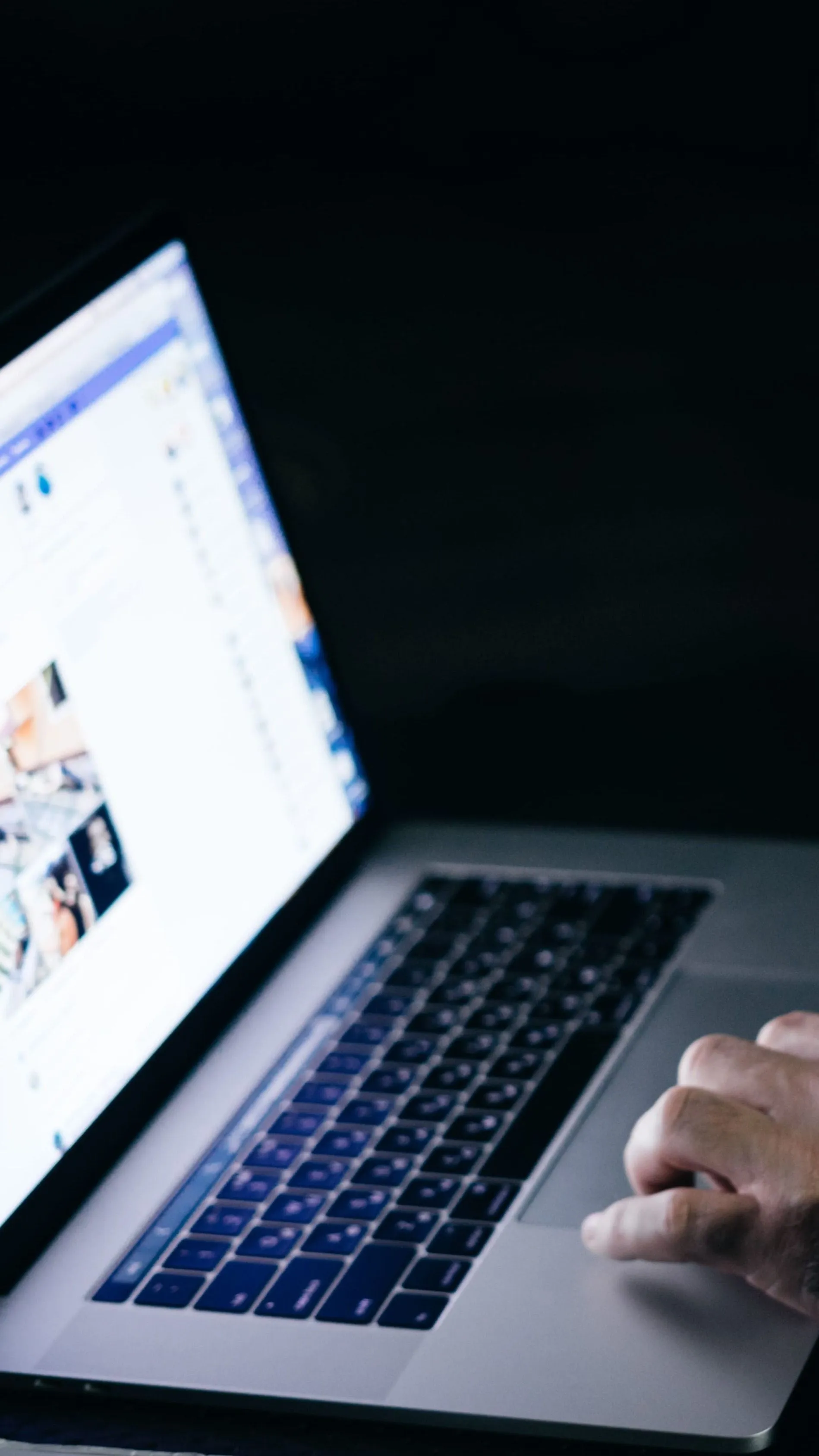 Ezt nézd át a Facebook-fiókodon, ha nem akarsz bajba kerülni