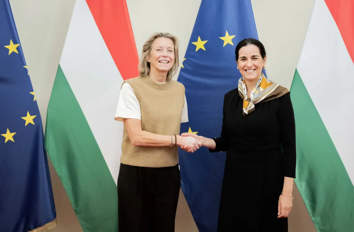 Az Európai Külügyi Szolgálat új főtitkárával, Kajsa Ollongrennel tárgyalt Orbán Anita